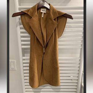 🟥SOLD🟥Hermes Gold Leather Jacket Vest with Hood